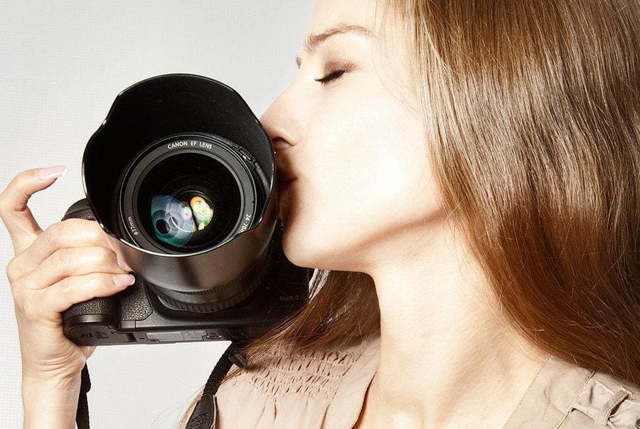 Fotoğrafçı Sevgili: Bir Fotoğrafçıyla Birlikte Olmadan Bilmeniz Gereken 15 Şey çekimi